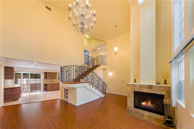 Building Photo - 6928 Gaviota Ave