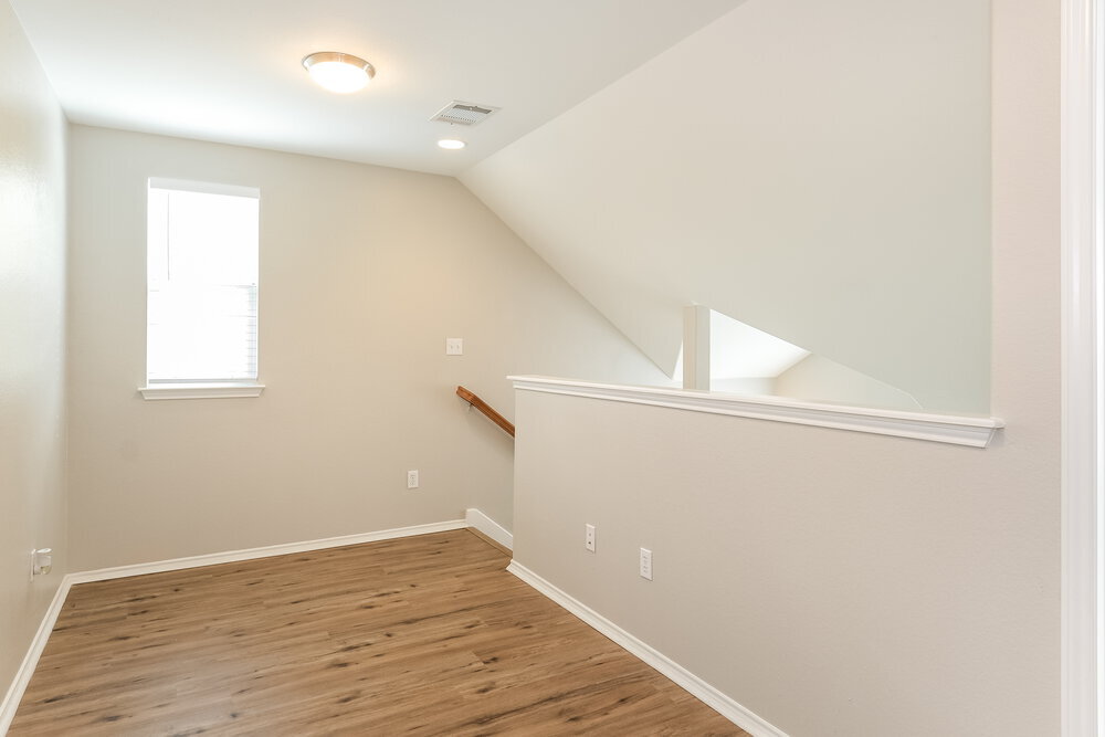 Building Photo - 507 McGarity