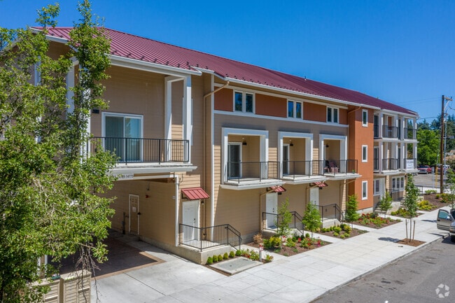 Building Photo - Spring Villa Apartments
