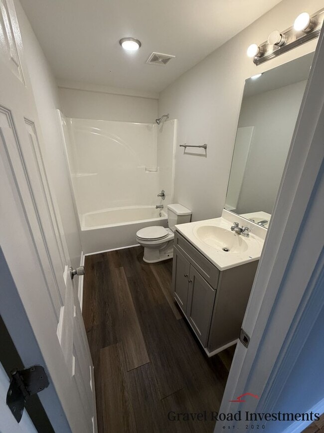 Building Photo - Beautifully Remodeled 3-Bedroom, 1-Bathroom House with Fenced Backyard