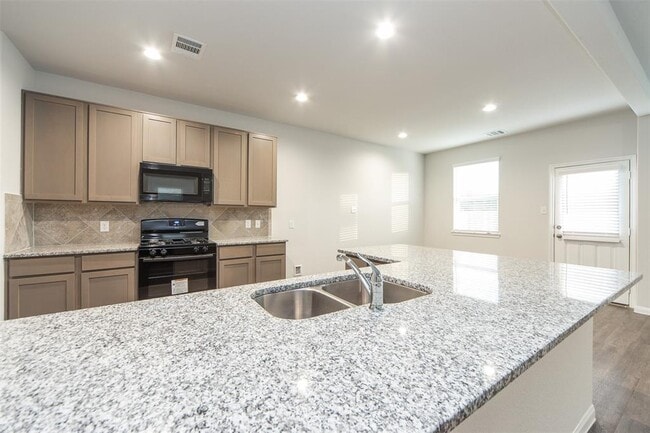 Building Photo - 3026 Orchid Ranch Dr