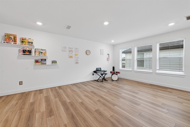 Building Photo - 21642 Laggan Clf Ln