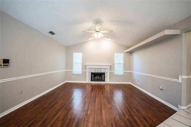 Building Photo - 2326 Deerbrook Dr