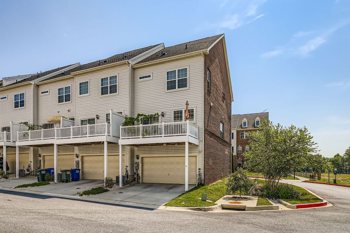 Building Photo - 7588 Warburg Way