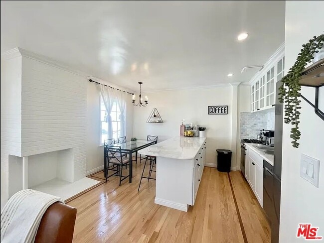 Building Photo - 429 Ocean Ave