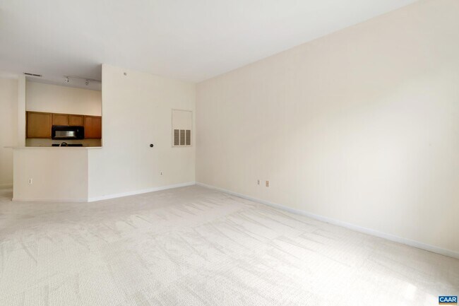 Building Photo - 760 Walker Square