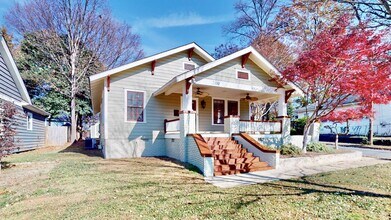 Building Photo - 2100 Rozzelles Ferry Rd