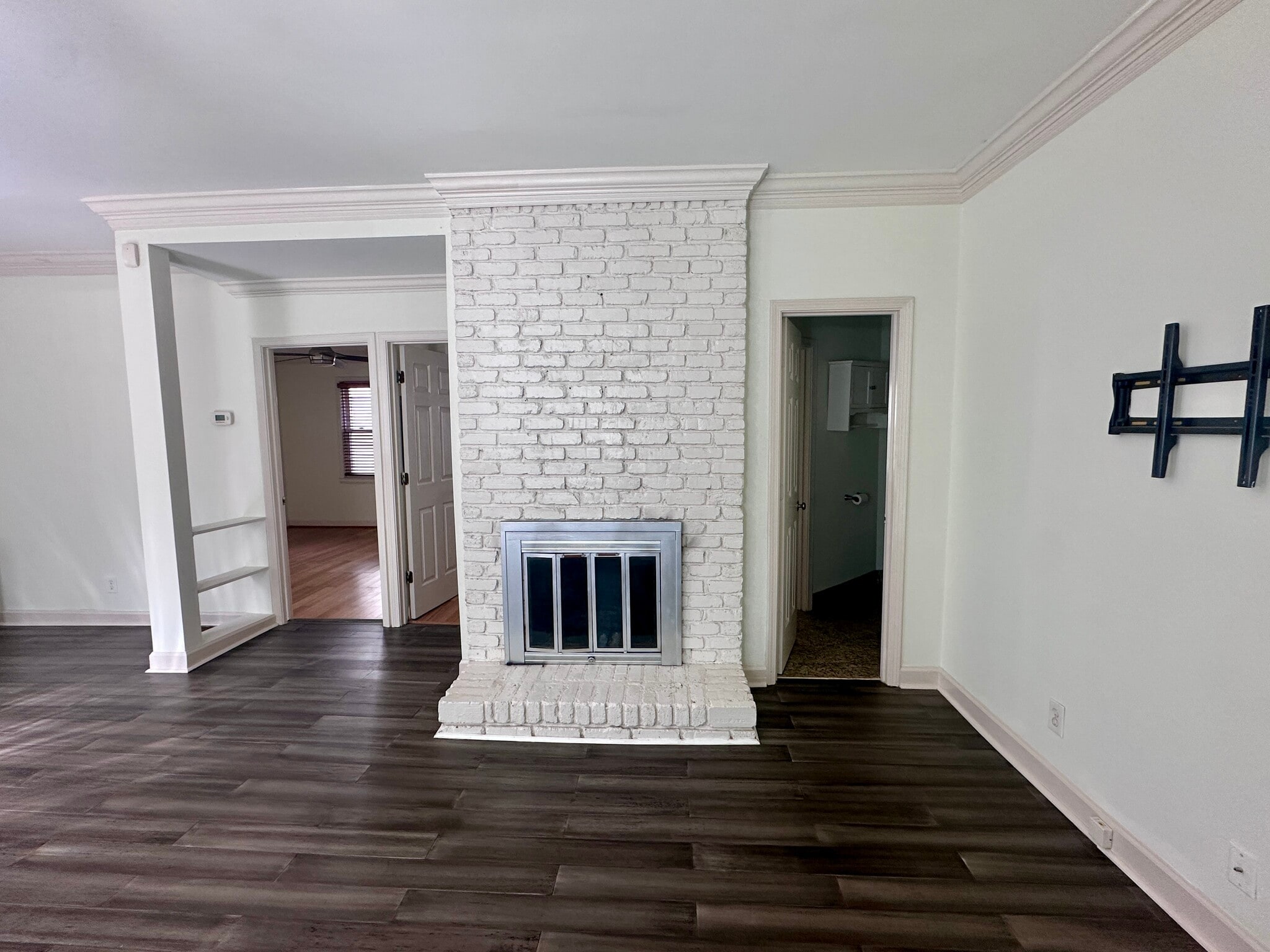 Working gas fireplace - 778 Charles Allen Dr NE