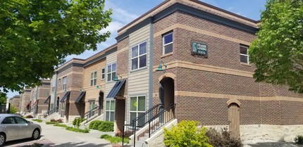 Building Photo - Strasser Landing and House