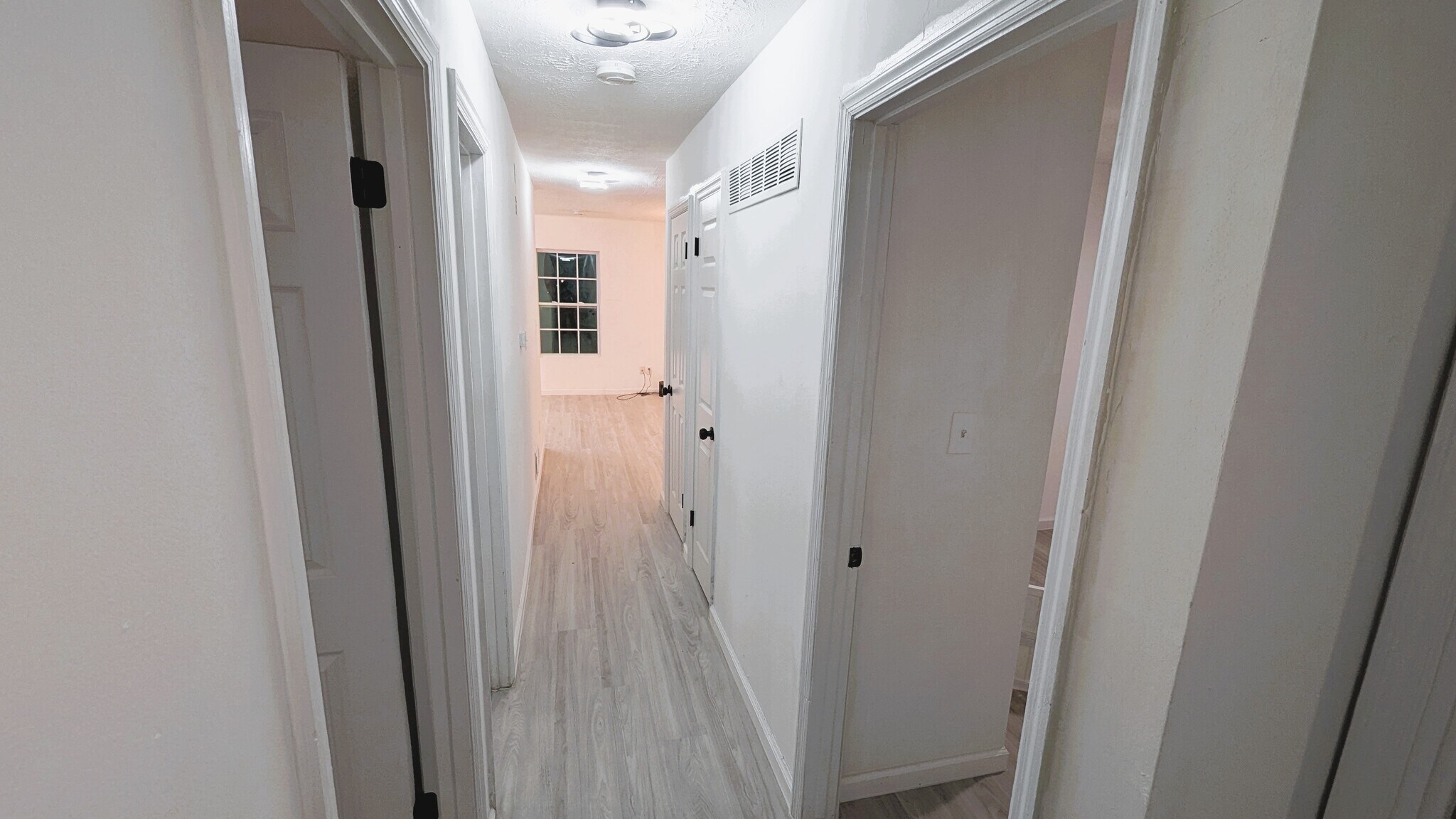 Building Photo - 6454 Boca Grande Blvd
