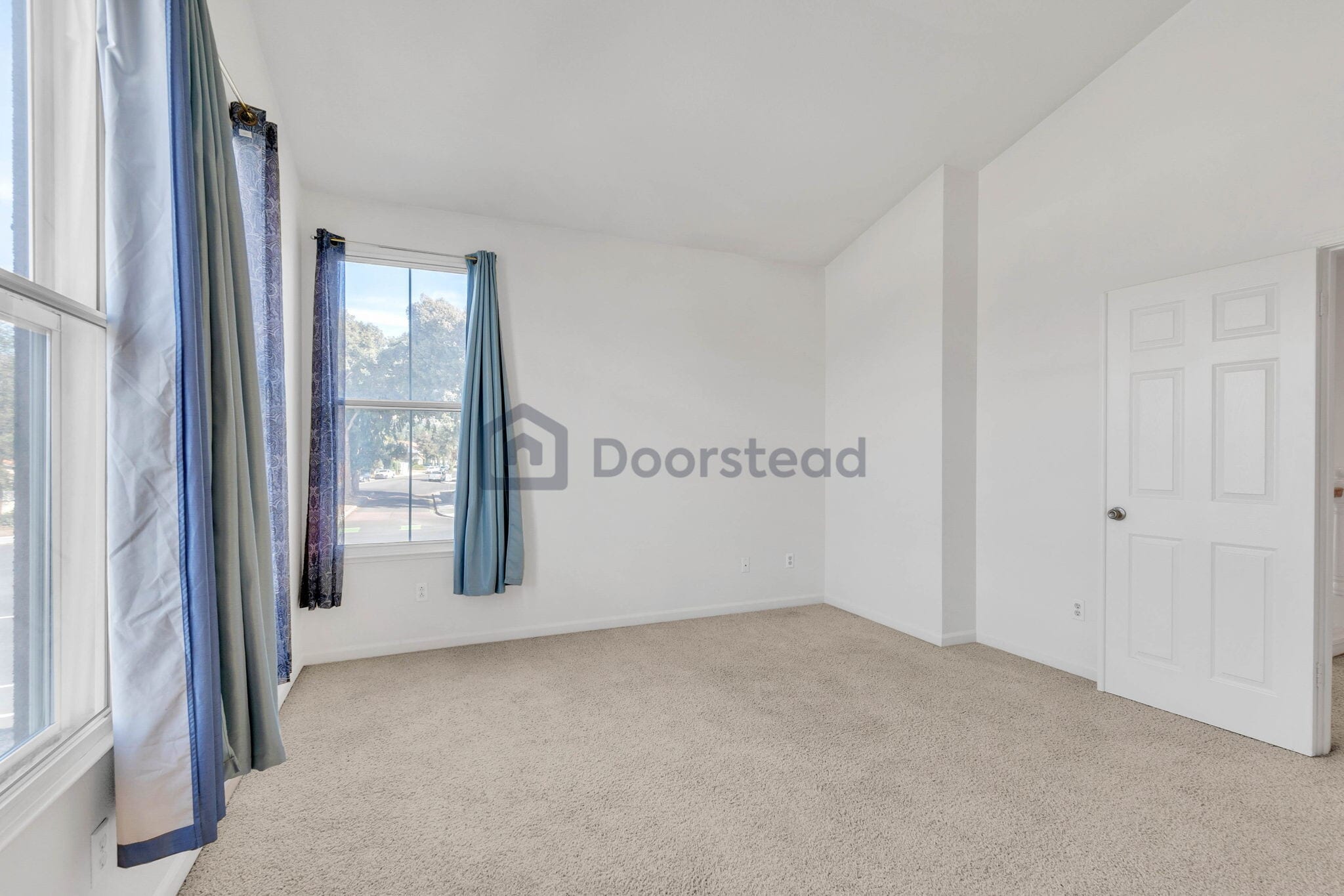 Building Photo - 2955 Vineyard Park Dr