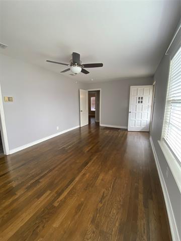 Building Photo - 3803 Poinsettia Dr