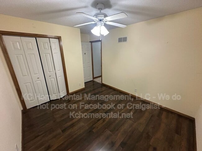 Building Photo - 15139 W 132nd St
