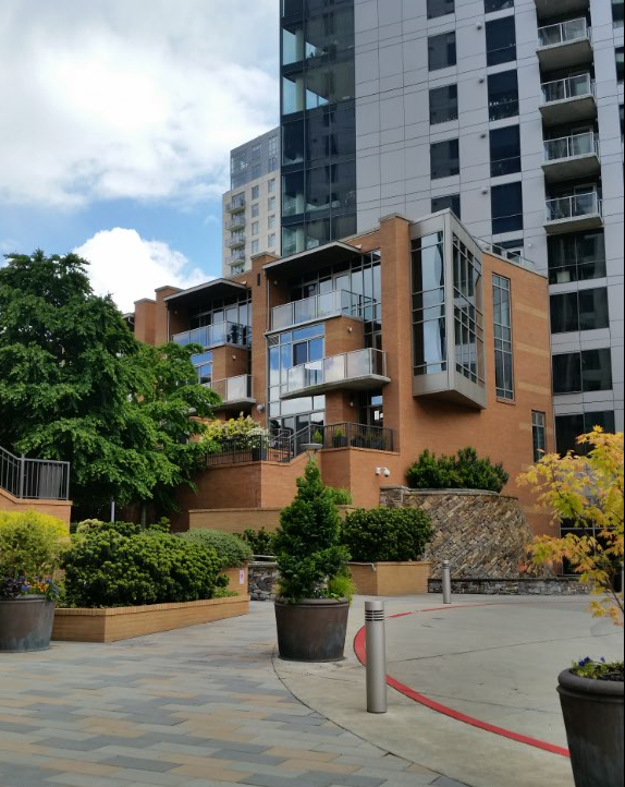 Building Photo - Bellevue Washington Square. One bed, One f...