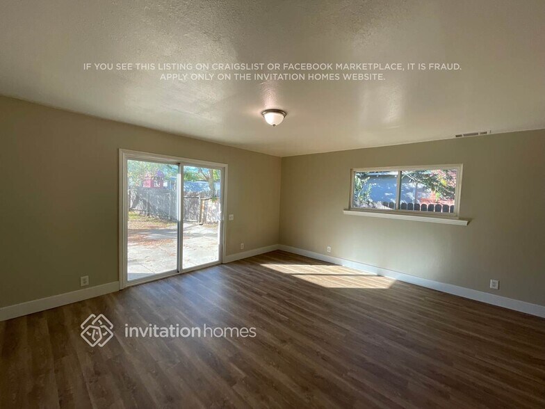 Building Photo - 7560 Circuit Dr