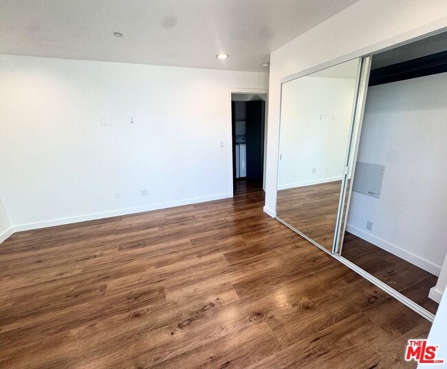 Building Photo - 5638 Woodman Ave