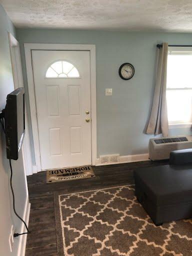 Building Photo - 2533 Richmond Hwy