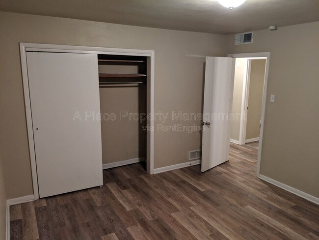 Building Photo - 9215 Outerbelt Ct