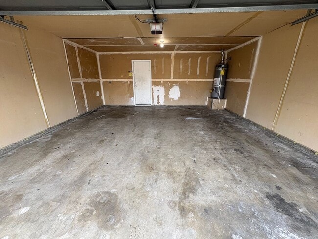 Building Photo - Very Nice Home for Rent! Swimming Pool!