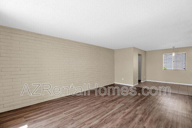 Building Photo - 4354 N 82nd St