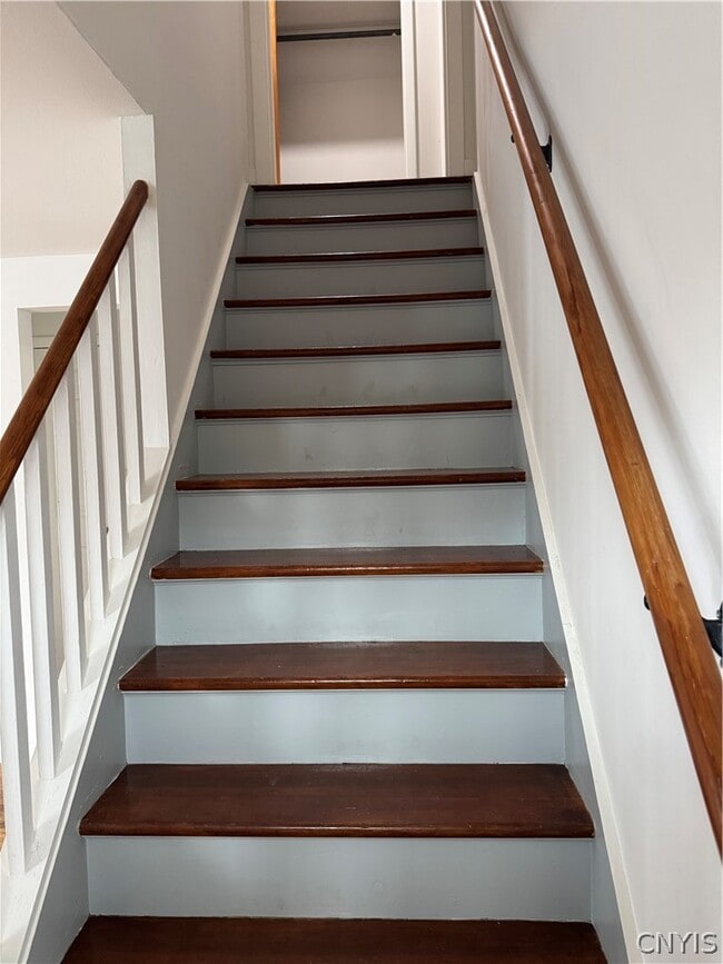 Building Photo - 103 Rockland Dr