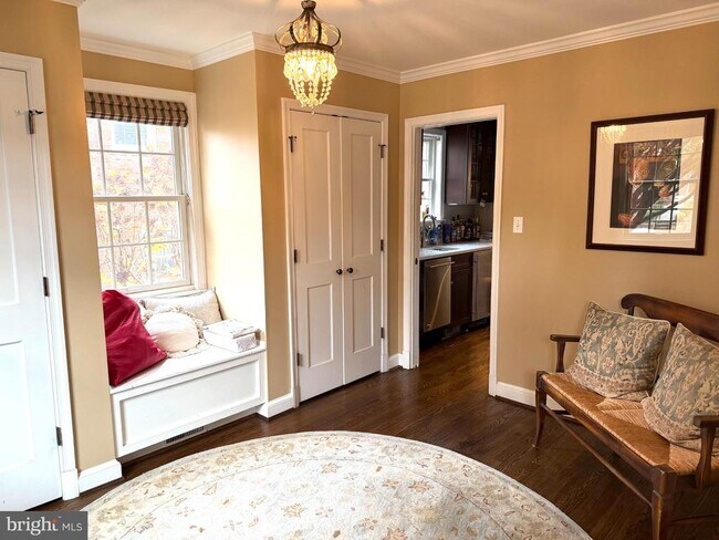 Building Photo - 4318 Lynbrook Dr