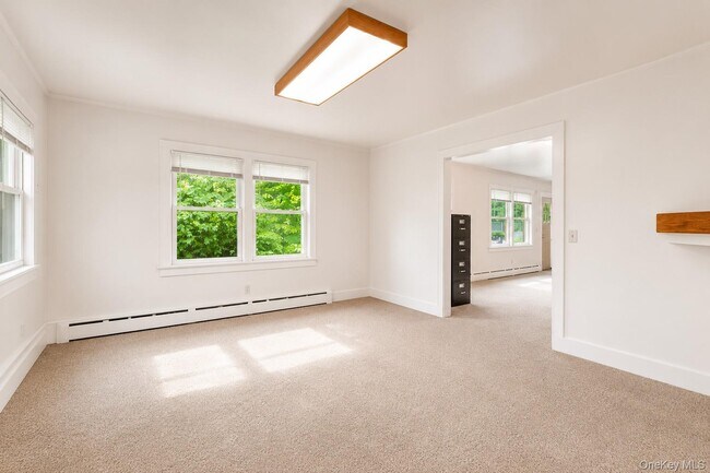 Building Photo - 445 NY-17M