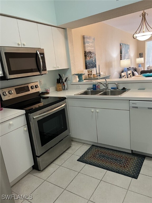 Building Photo - 3245 Cypress Glen Way