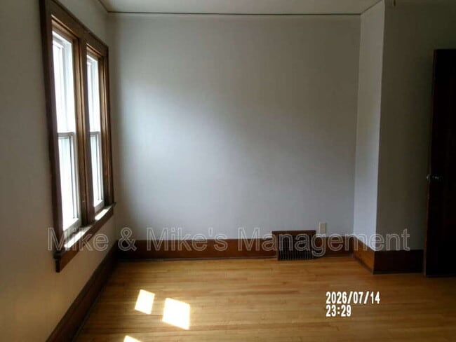 Building Photo - 2124 N 60th St