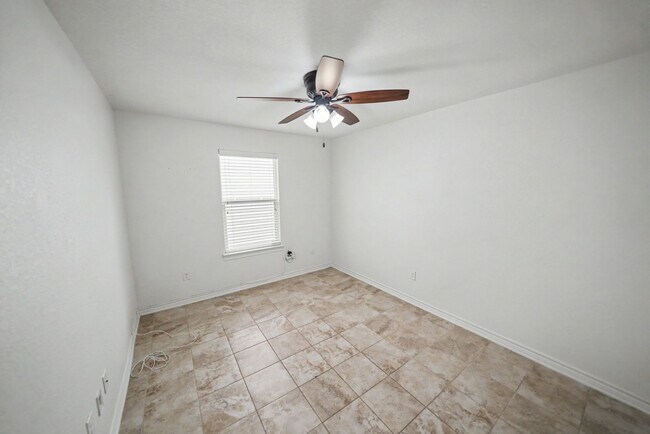 Building Photo - Save Big on Energy Bills + Live in Style in Copper Springs! - Realtor Commission: $500