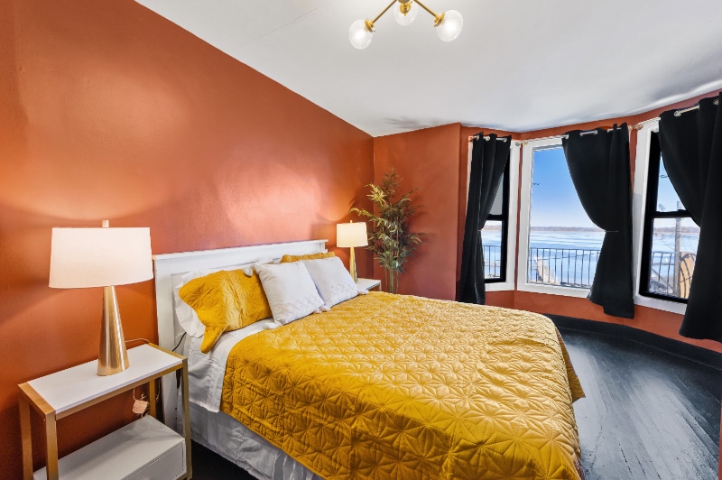 Primary Photo - 115 Nippersink Blvd