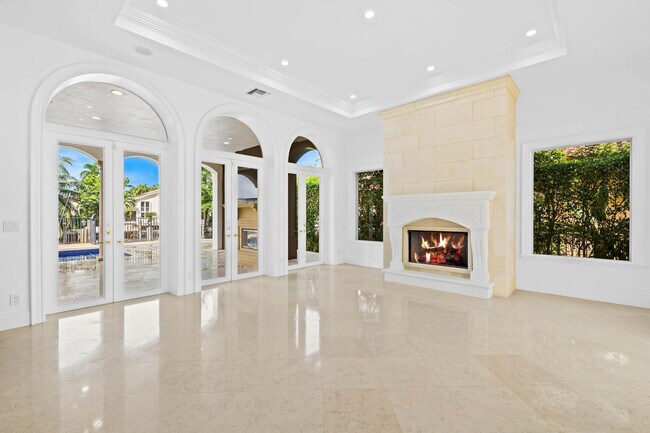 Building Photo - 861 Nafa Dr