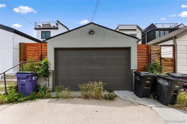 Building Photo - 3606 N Pecos St