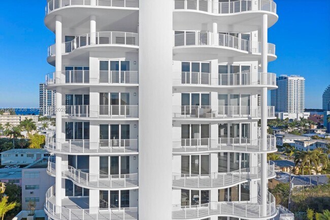 Building Photo - 612 Bayshore Dr