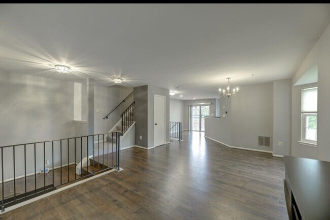 Building Photo - 6942 Malachite Pl