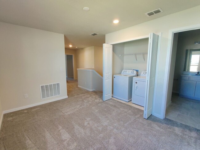 Building Photo - 5434 Elmview Xing