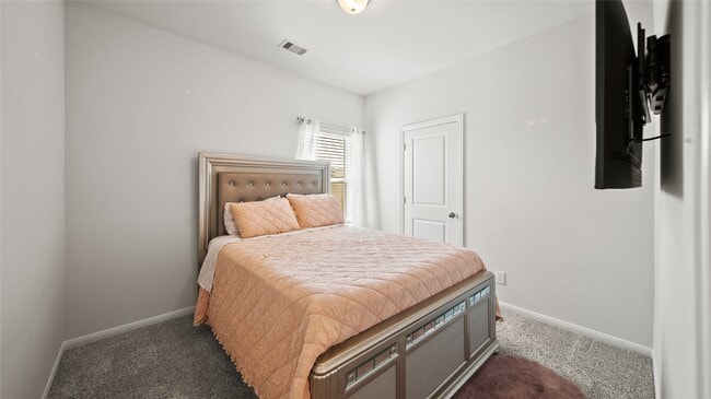 Building Photo - 1326 Ponderosa Pne Dr