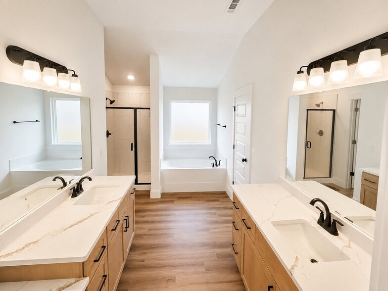 Building Photo - 2631 Elstar Ct