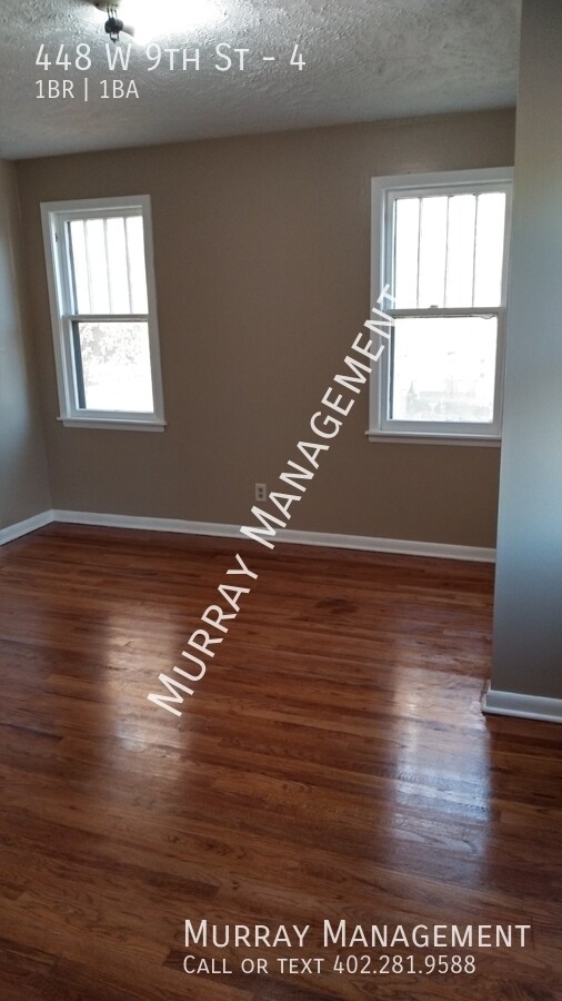 Building Photo - 448 W 9th St