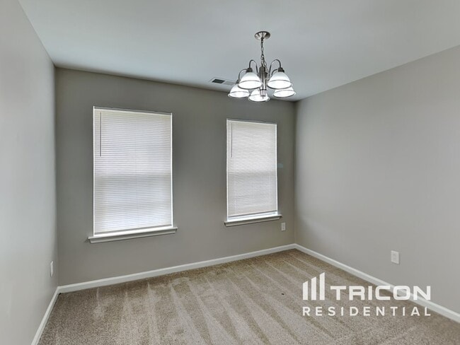 Building Photo - 106 Newport Dr