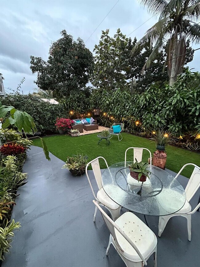 Building Photo - 270 NW 109th St