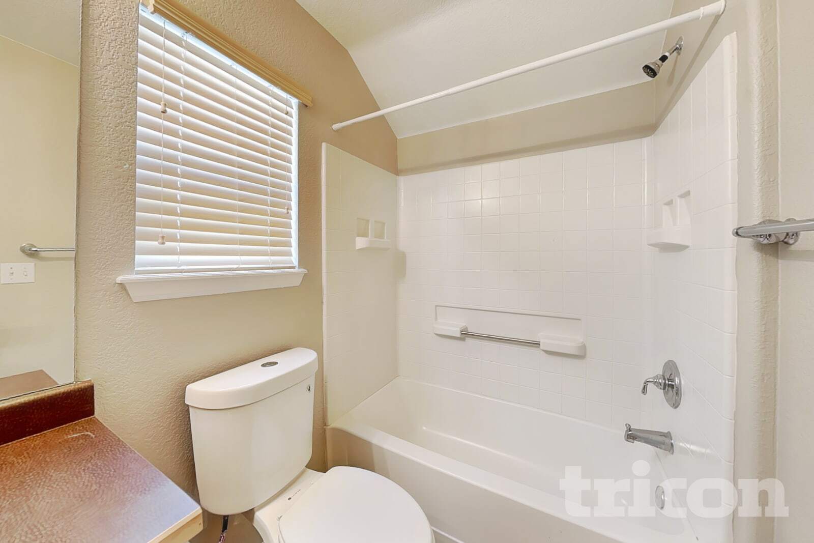 Building Photo - 4836 Ireland Ct