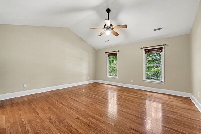 Building Photo - 10403 Persimmon Creek Dr