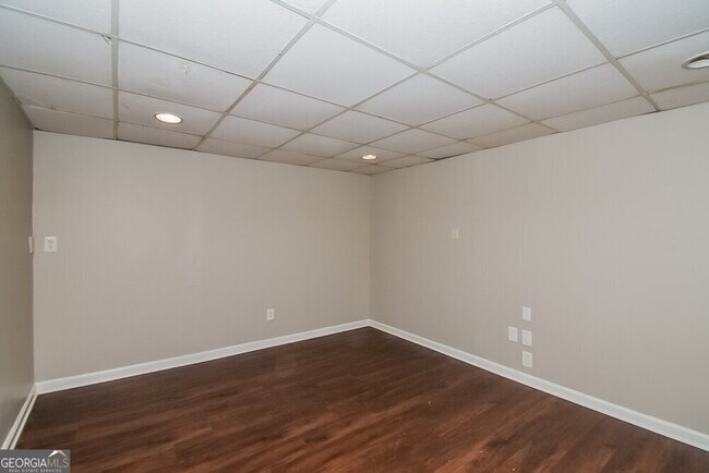Building Photo - 265 Pine Needle Trail