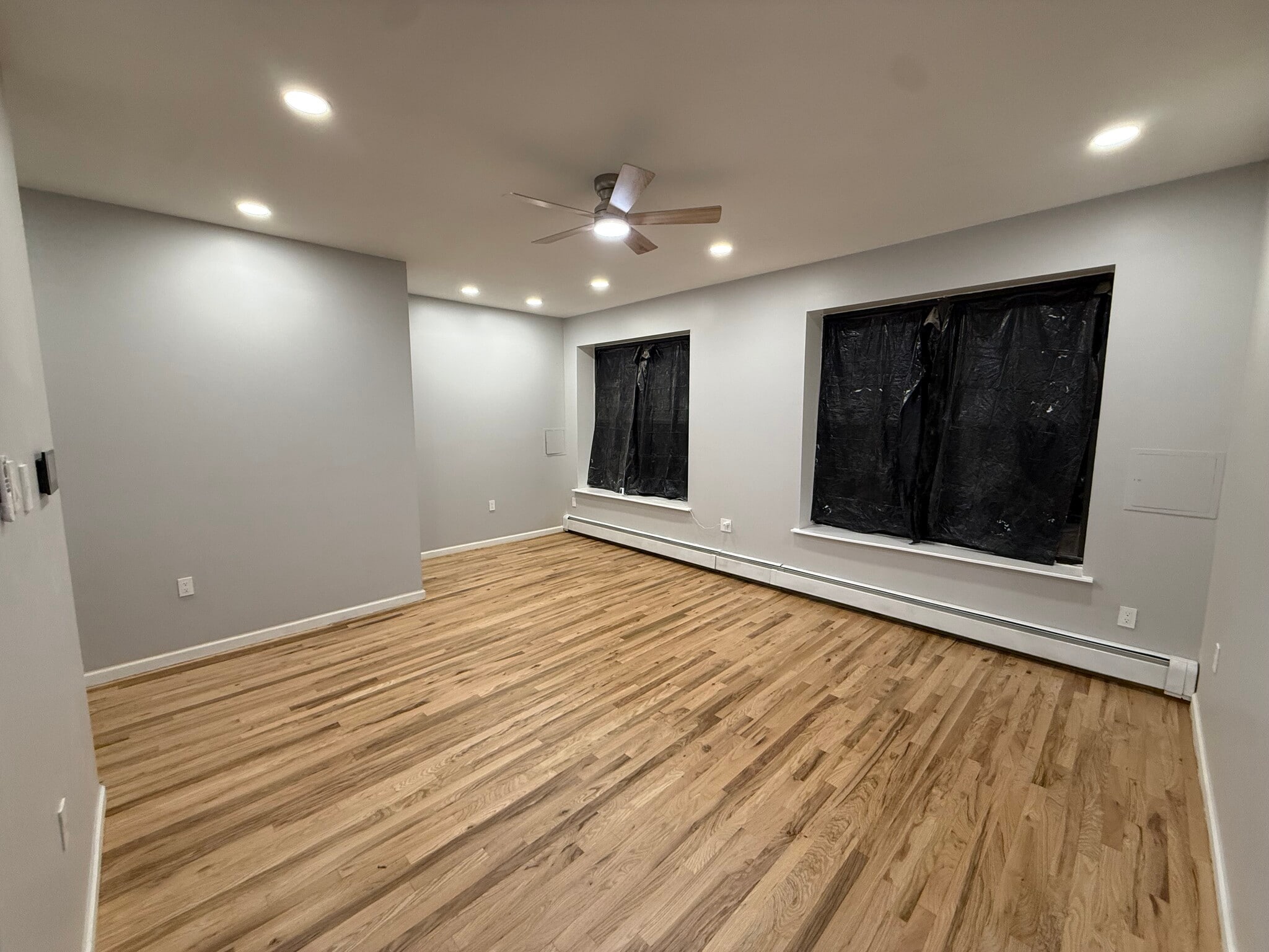 Building Photo - 982 Dumont Ave