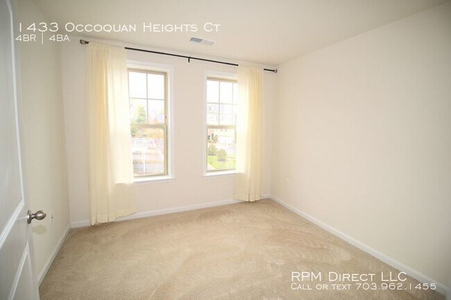 Building Photo - Historic Occoquan!