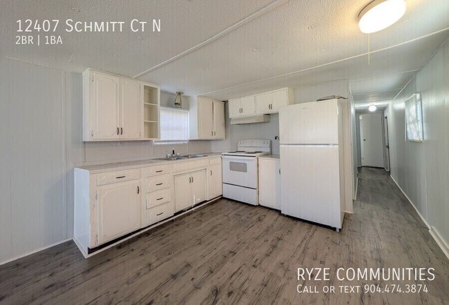 Building Photo - 12407 Schmitt Ct N