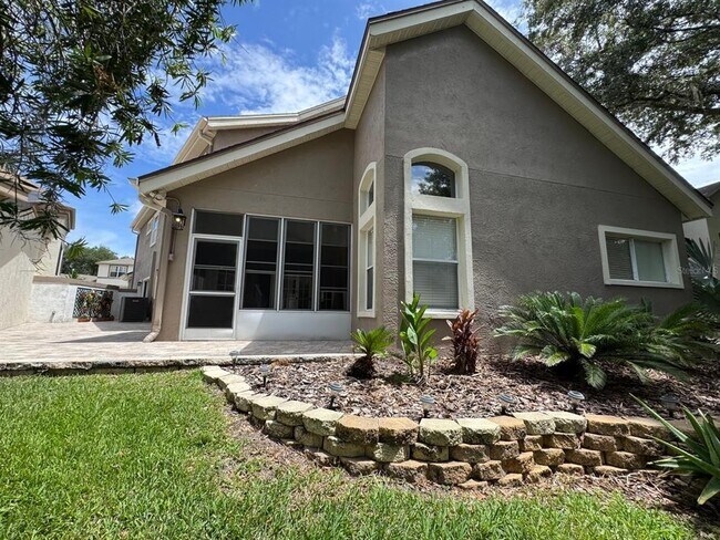 Building Photo - 5121 Fairway 1 Dr