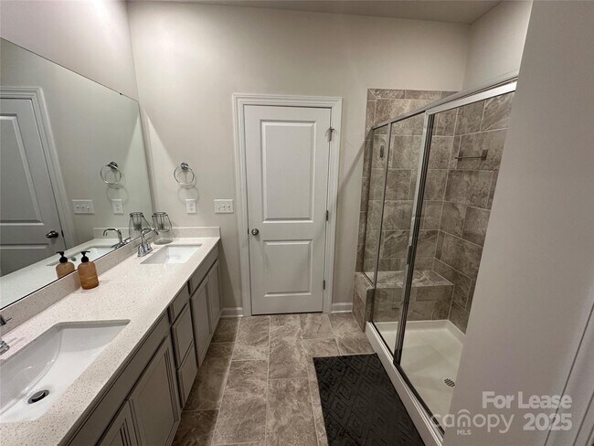 Building Photo - 4165 Canopy Creek Dr