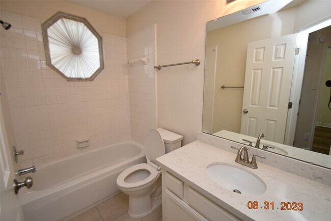 Building Photo - 1822 Diamond Brook Dr